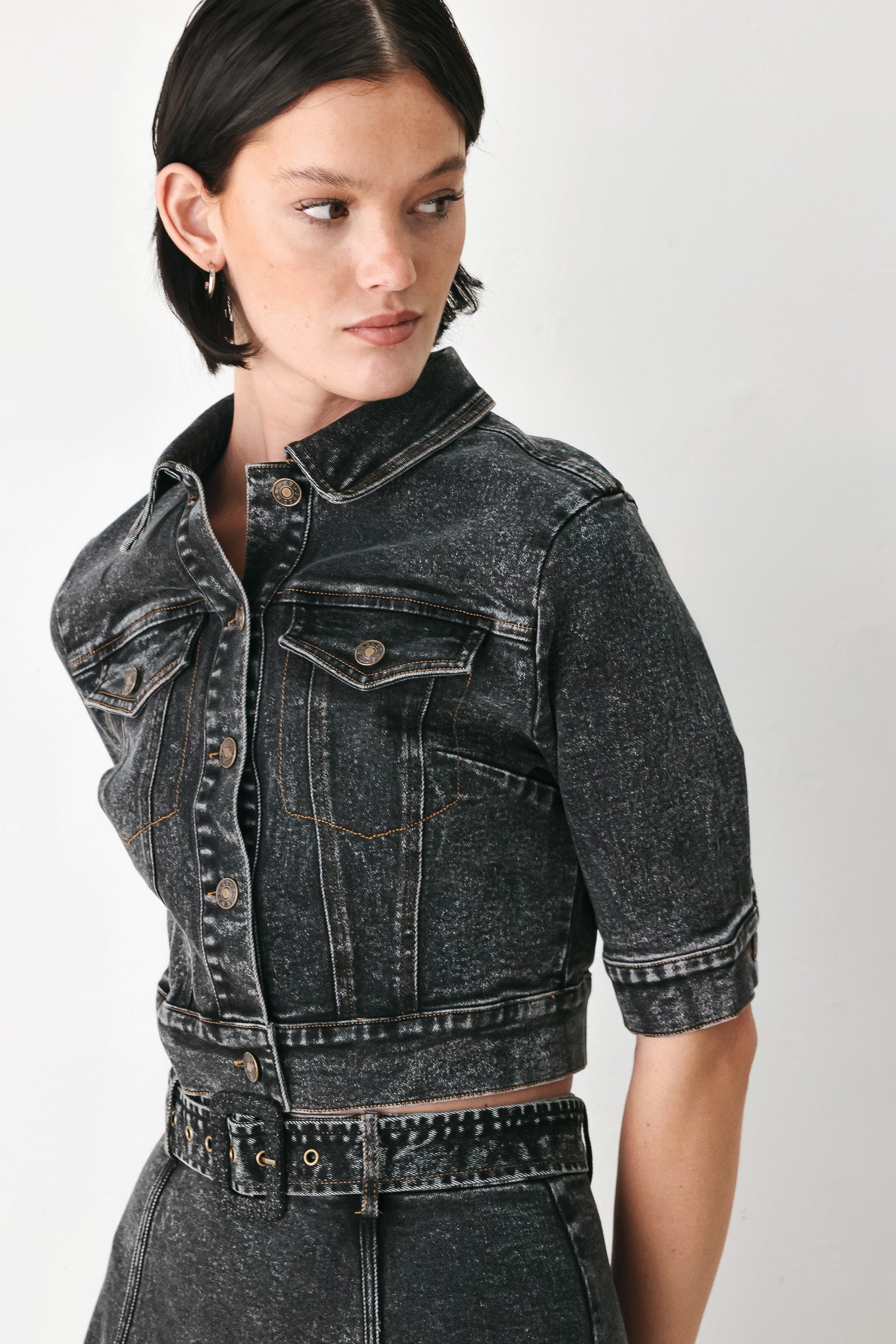 Women's Black Cropped Denim Jacket