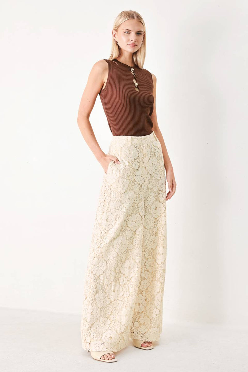 Delicate Beauty Lace Pants