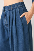 Women's High-Rise Pleated Wide-Leg Jeans