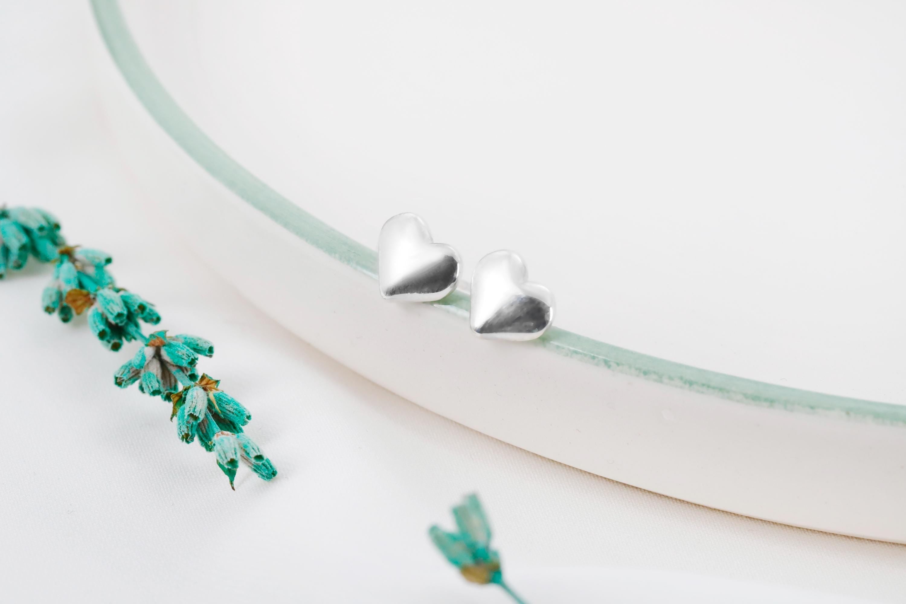 Selah Puffed Heart Earrings