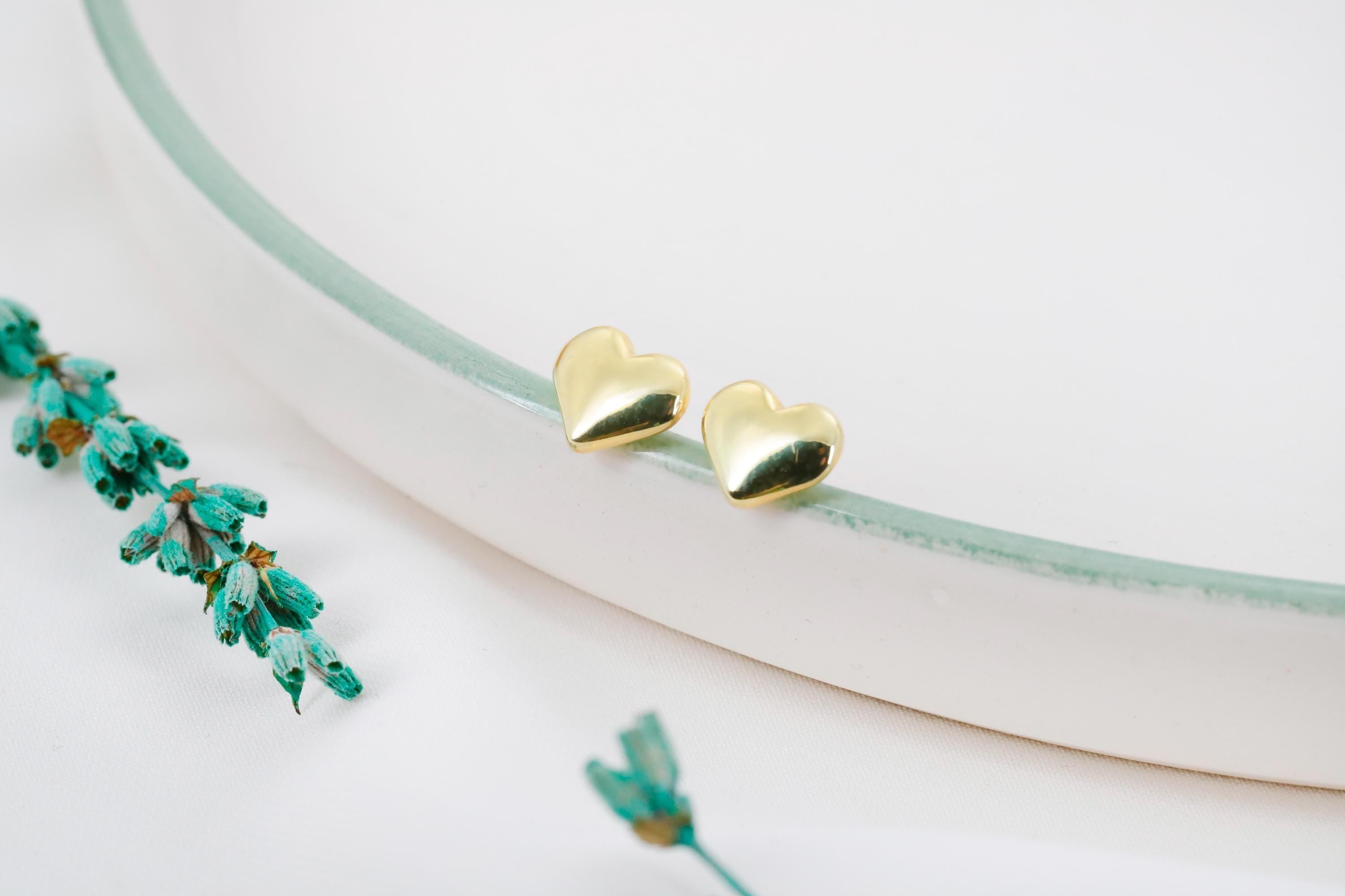 Selah Puffed Heart Earrings