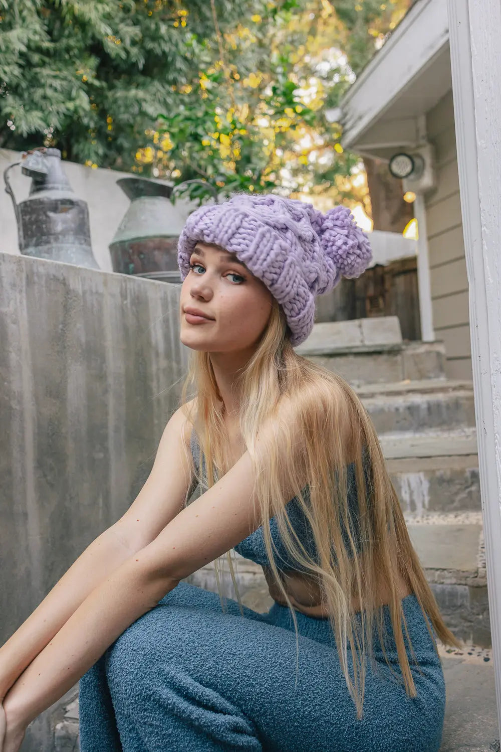 Women's Oversized Chunky Knit Pom Pom Beanie